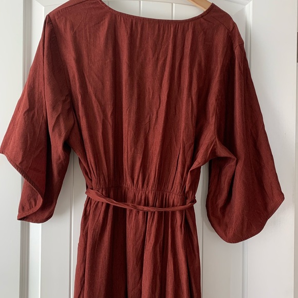 Junarose Midi Dress 🌹 - Picture 10 of 14